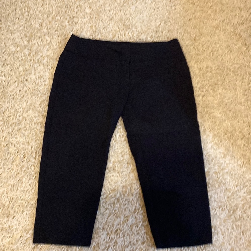 Women's Apt. 9 Torie Midrise Capri Pants, size 8P, great condition